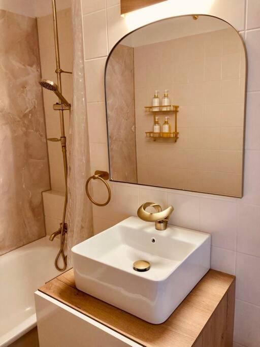Apartment Amalfi - Stylish With Terrace