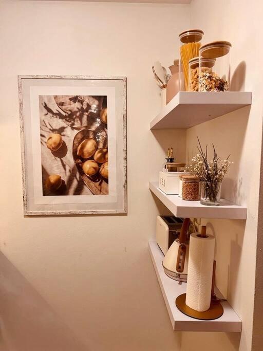Apartment Amalfi - Stylish With Terrace Schoenefeld